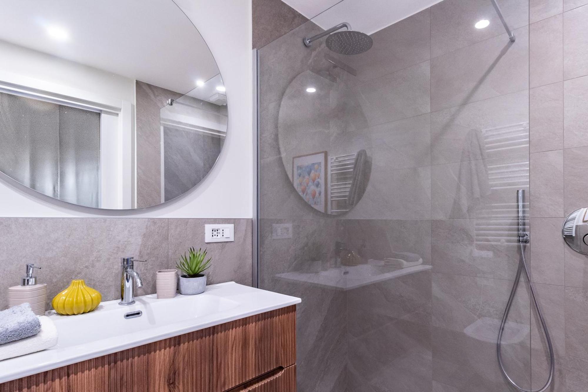 Ampi Monolocali In Via Pirandello - Washington Apartment Милано Екстериор снимка